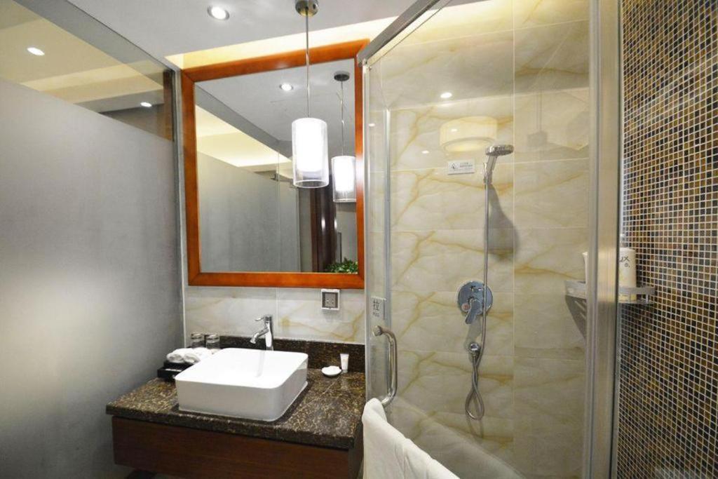 Zhengzhou Airport Hotel Экстерьер фото